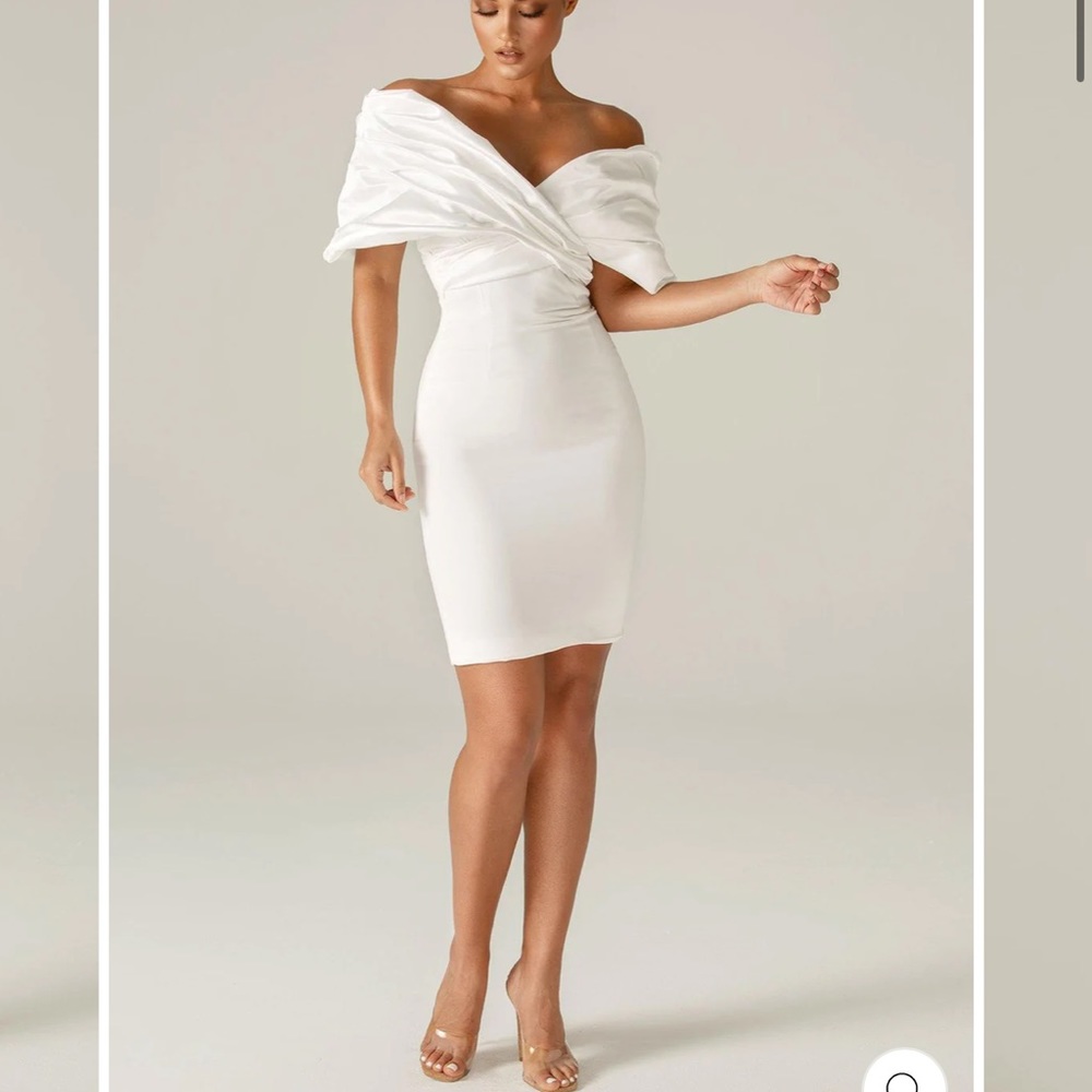 Alieva Maribel Crepe Ruffle Shoulder Dress White